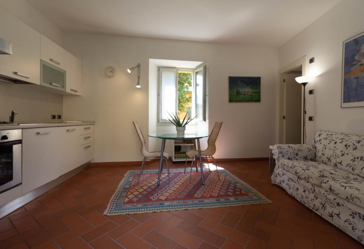 Mamma Ciccia Holiday Home - Conventino Манделло-дель-Ларио Экстерьер фото