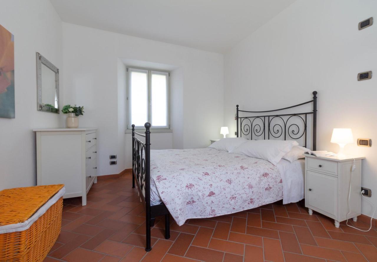 Mamma Ciccia Holiday Home - Conventino Манделло-дель-Ларио Экстерьер фото
